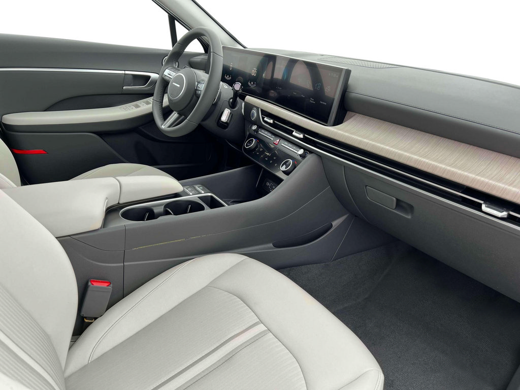 New 2025 Hyundai Sonata SEL FWD image 16