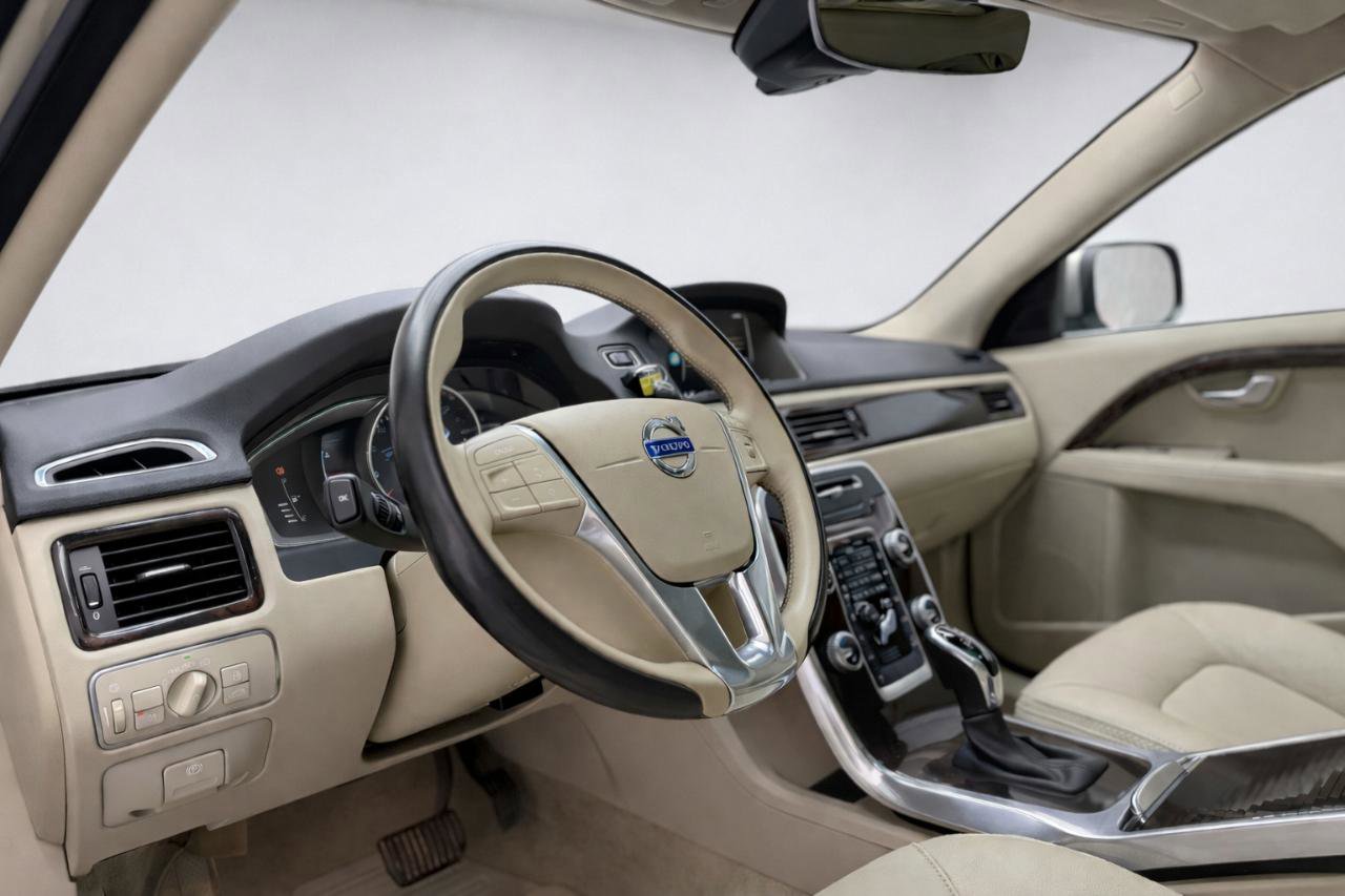 Used 2016 Volvo XC70 T5 Premier w/ Proximity Package AWD/4WD image 40