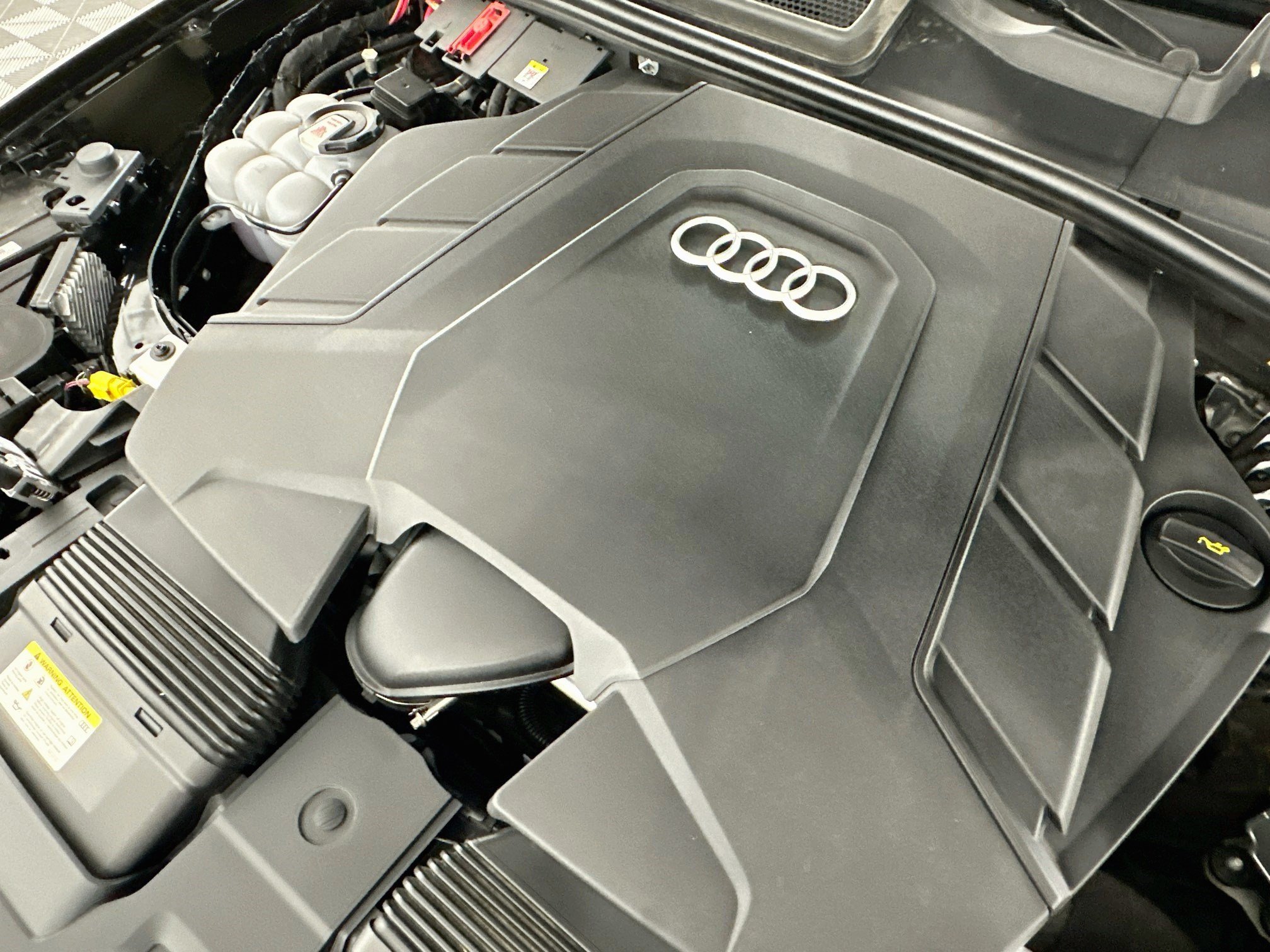 Used 2023 Audi Q7 3.0T Premium w/ Convenience Package AWD/4WD image 33