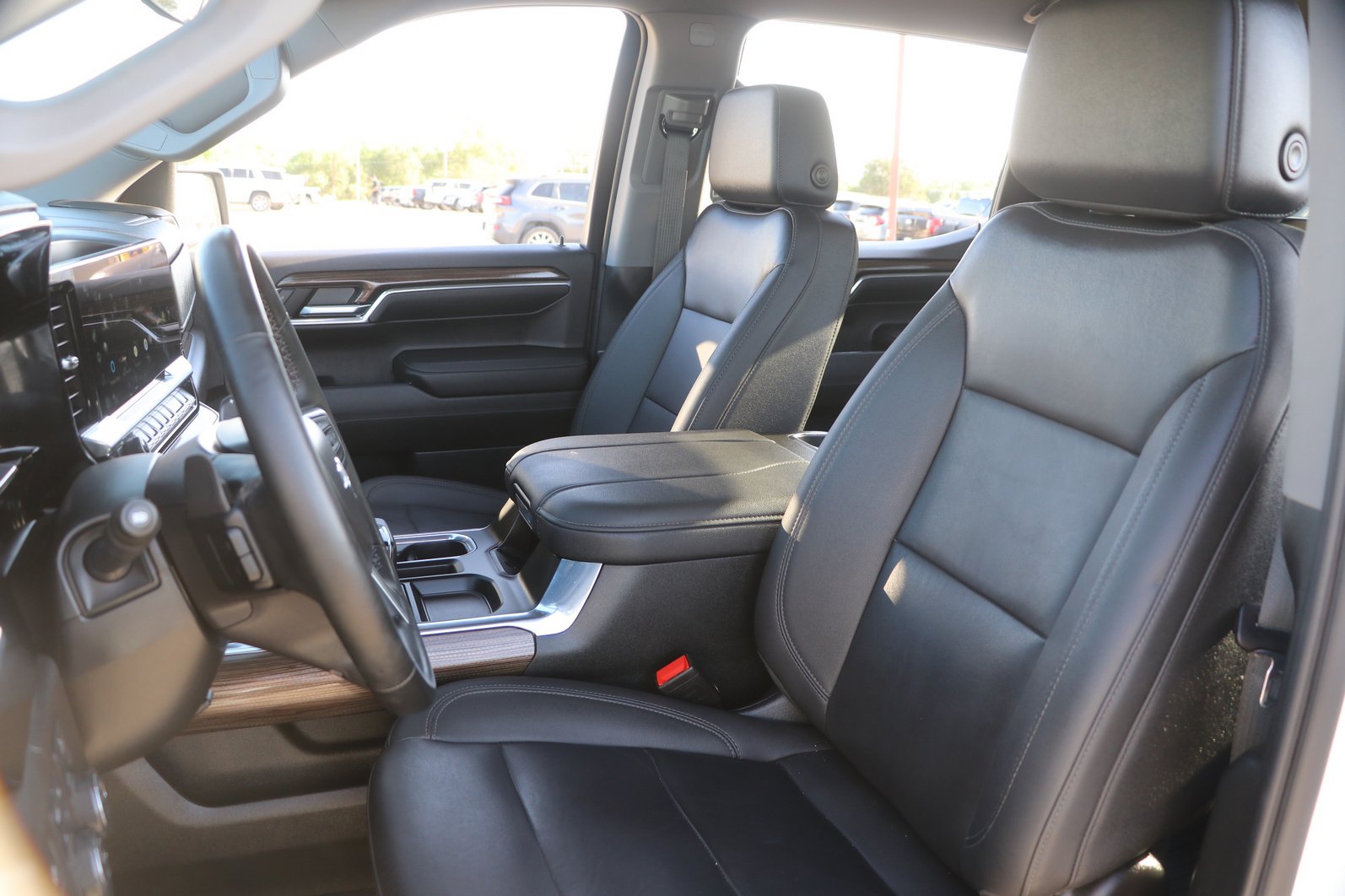 Used 2024 Chevrolet Silverado 1500 RST w/ Convenience Package II AWD/4WD image 14