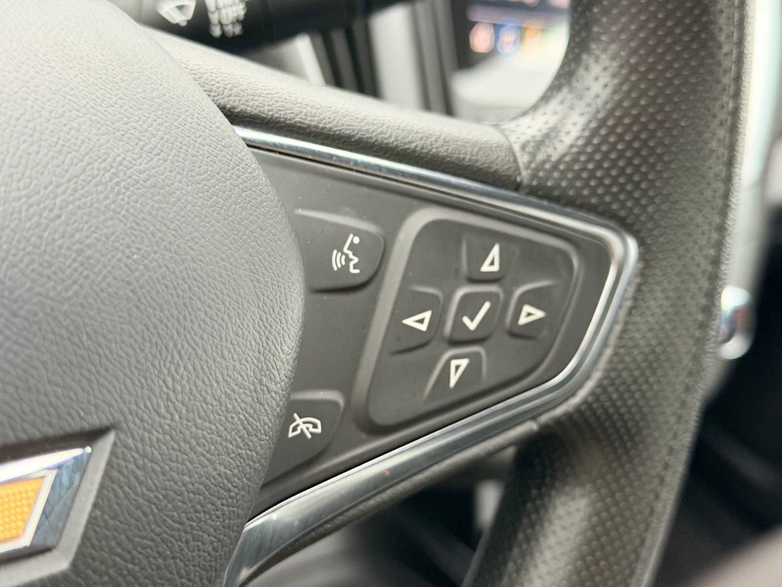 Used 2023 Chevrolet Malibu LT image 24