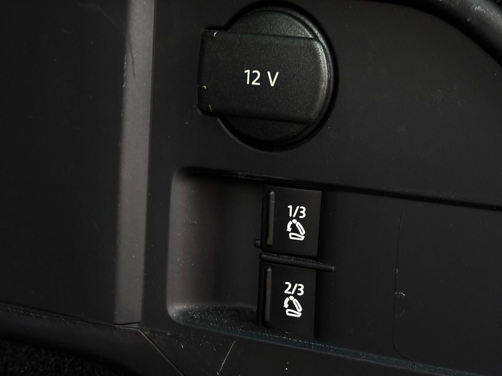 Used 2017 Volkswagen Touareg Wolfsburg Edition AWD/4WD image 47