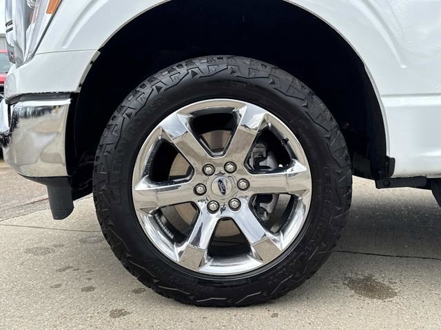 Used 2023 Ford F150 Lariat image 3