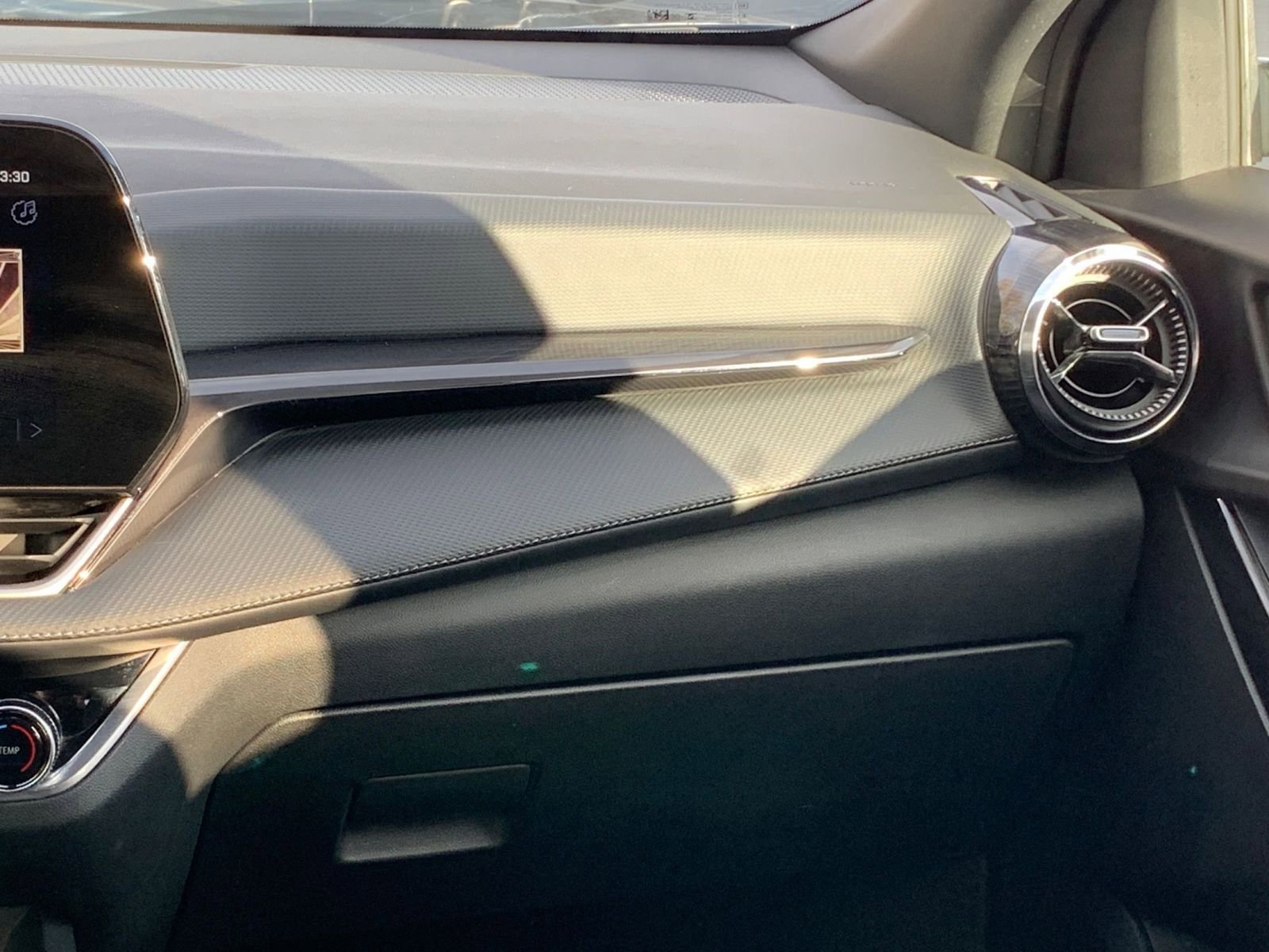 Used 2025 Chevrolet Equinox LT image 34