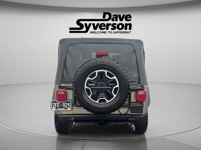 Used 2004 Jeep Wrangler 4WD image 5