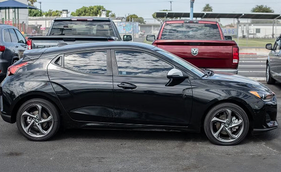 Used 2020 Hyundai Veloster 2.0 FWD image 6