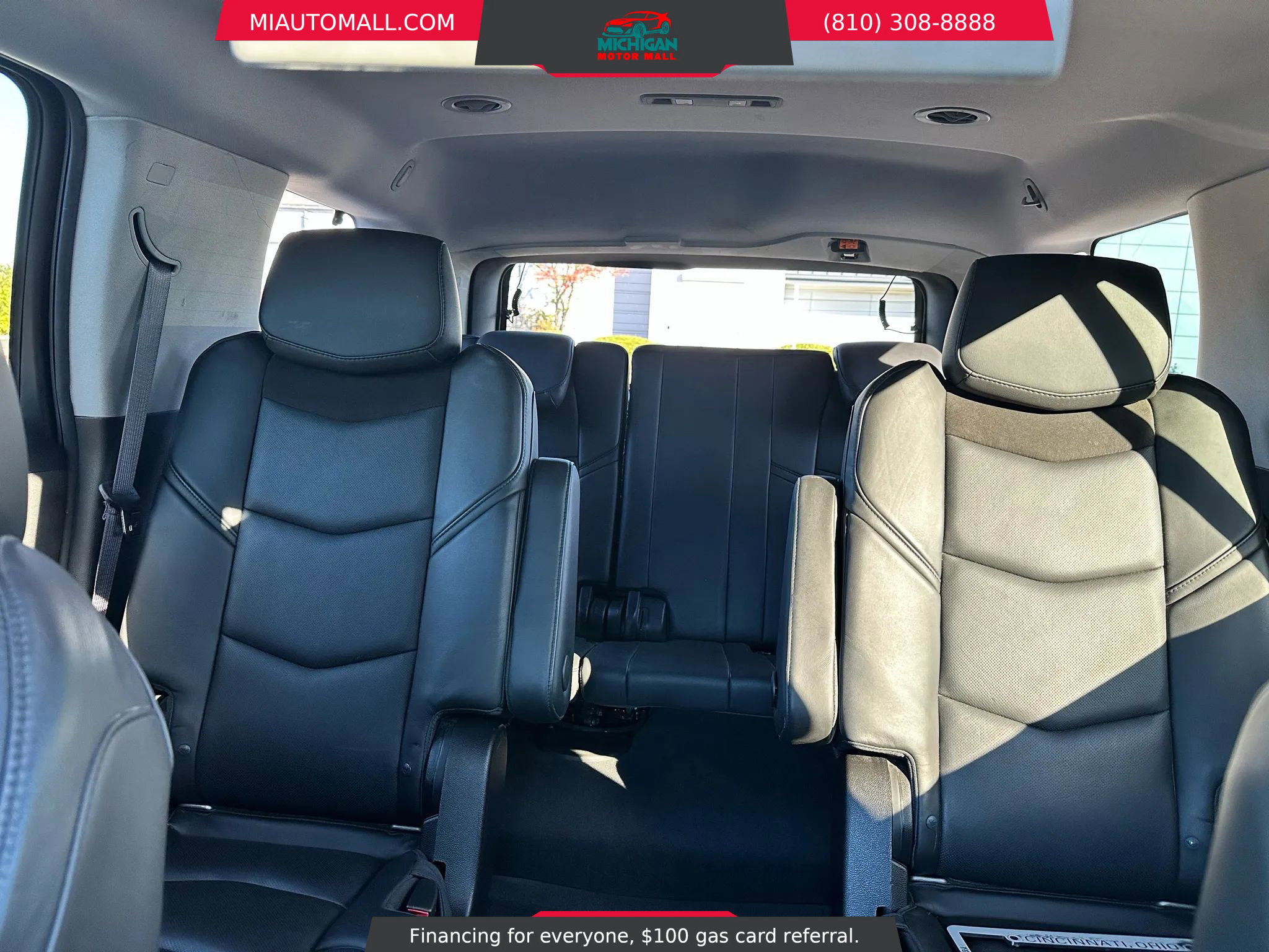 Used 2015 Cadillac Escalade Luxury image 22