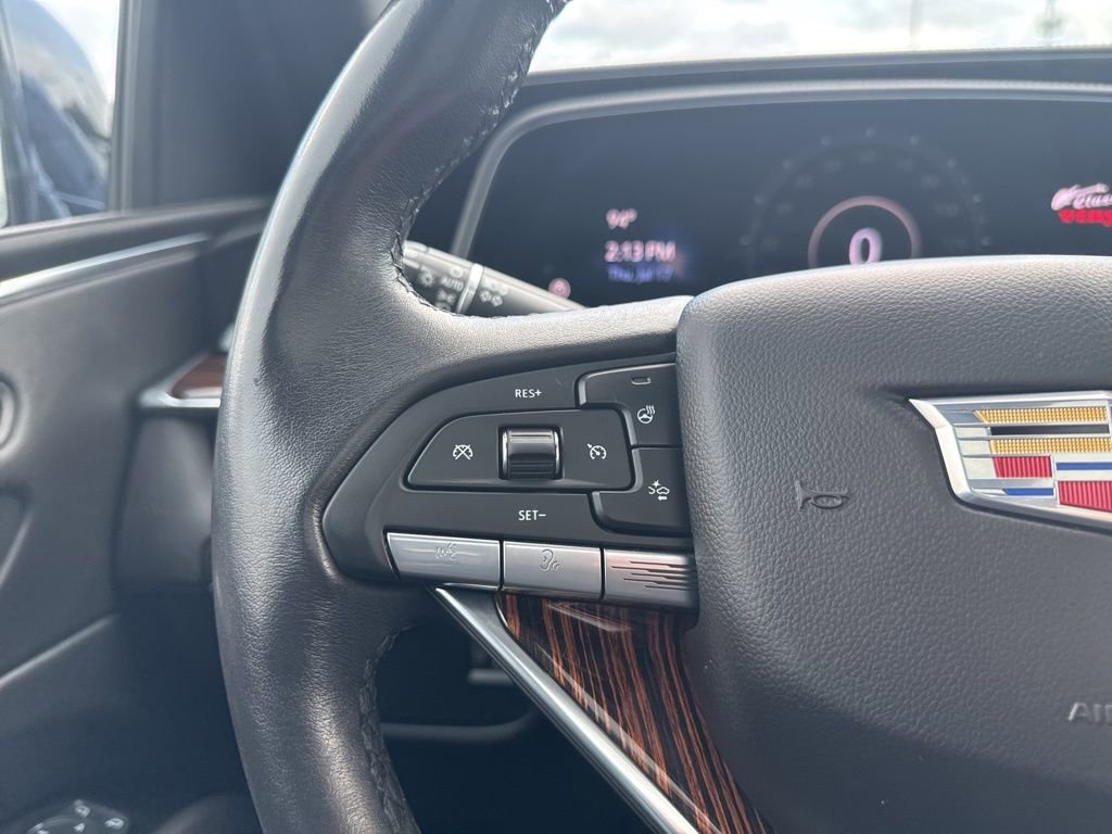 Used 2021 Cadillac Escalade Premium Luxury image 27