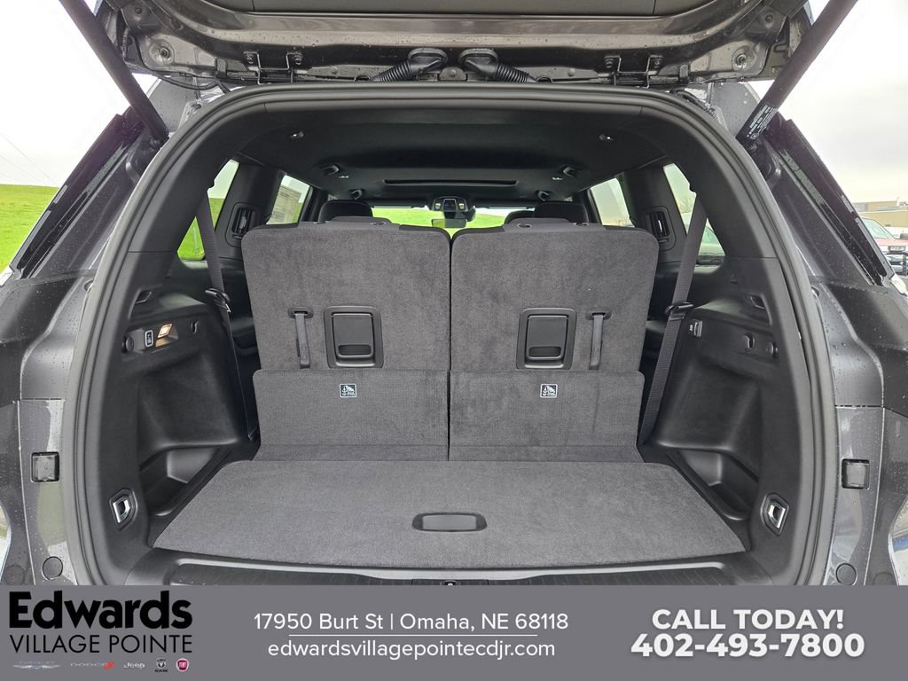 New 2026 Jeep Grand Cherokee L Laredo AWD/4WD image 30