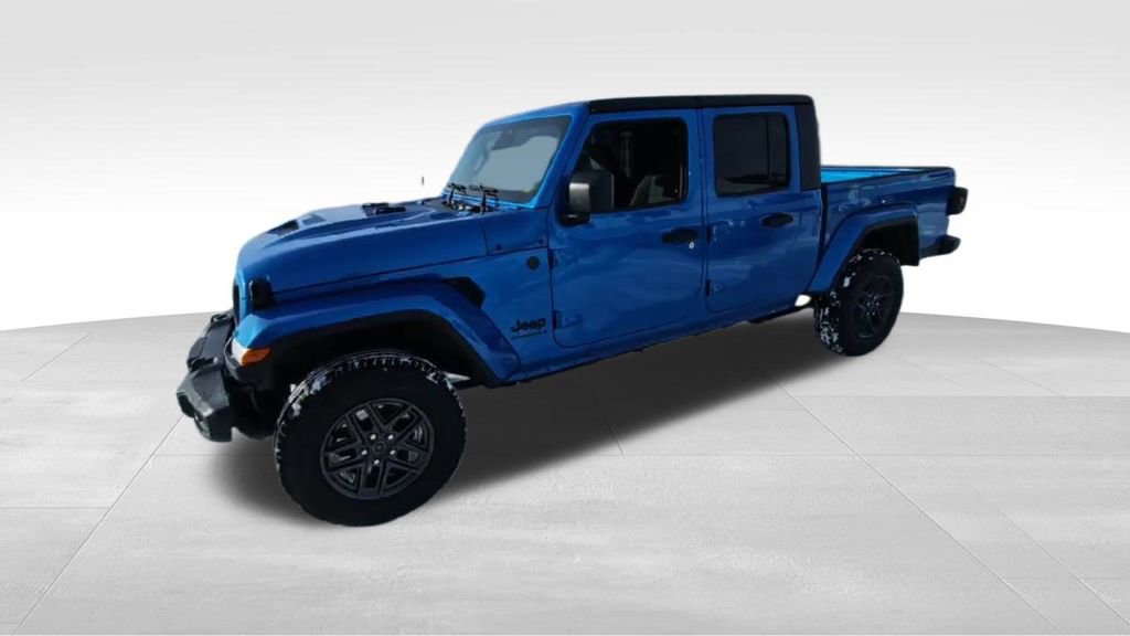 New 2026 Jeep Gladiator Sport image 4