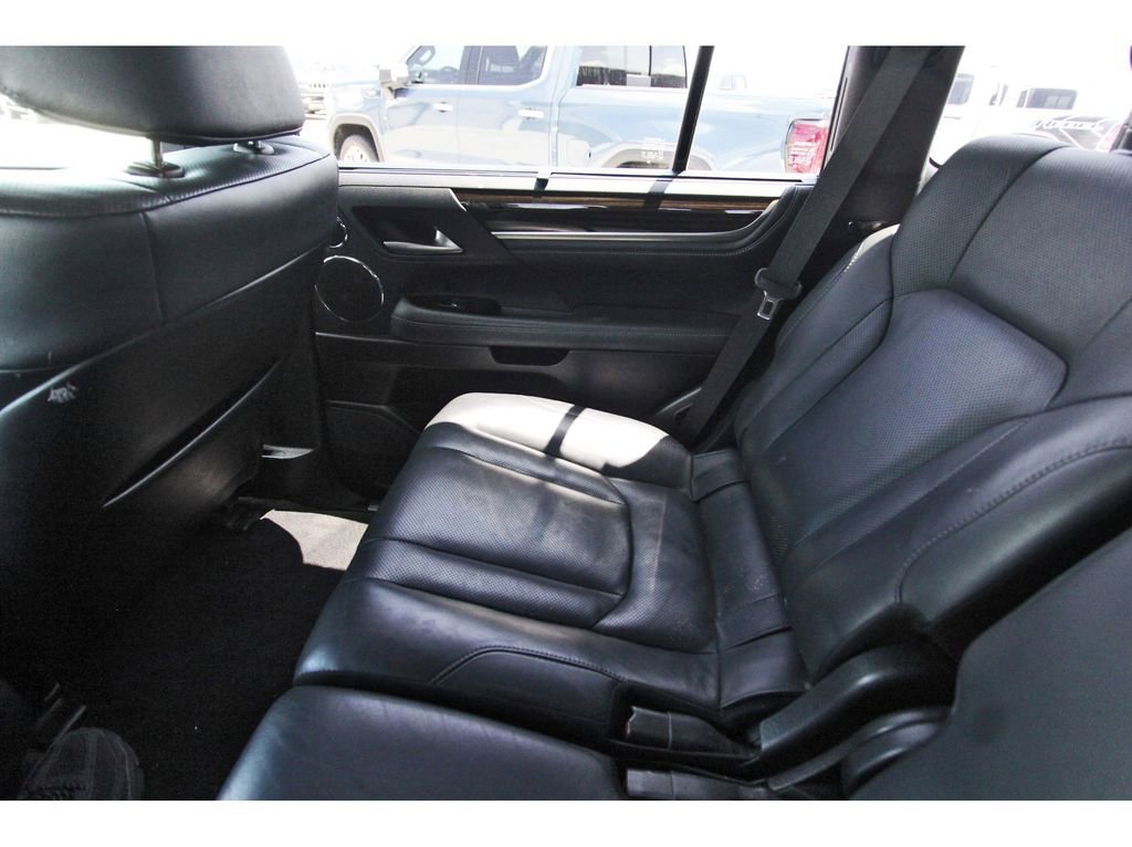 Used 2020 Lexus LX 570 4WD w/ Sport Package image 12