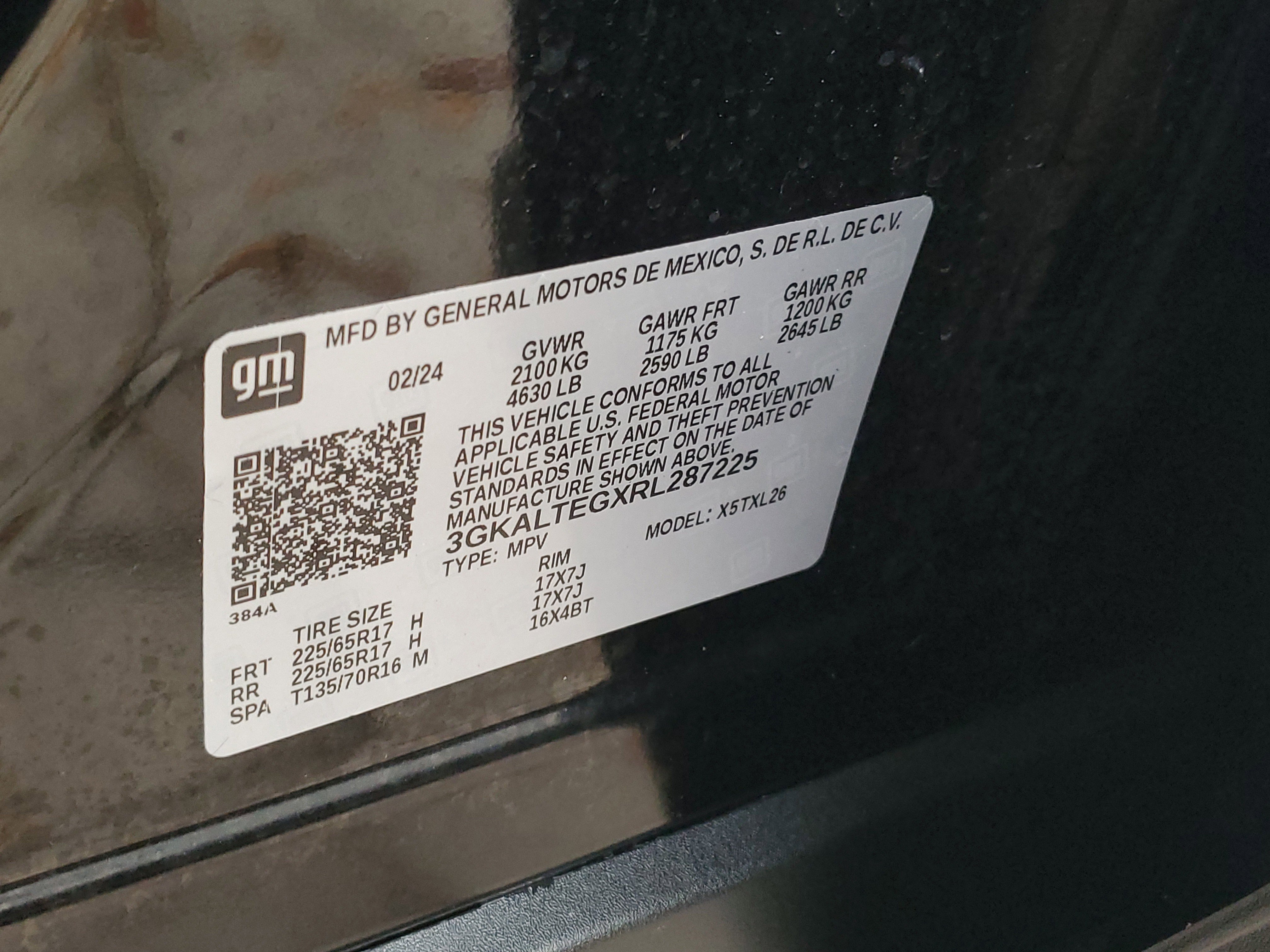 Used 2024 GMC Terrain SLE image 30