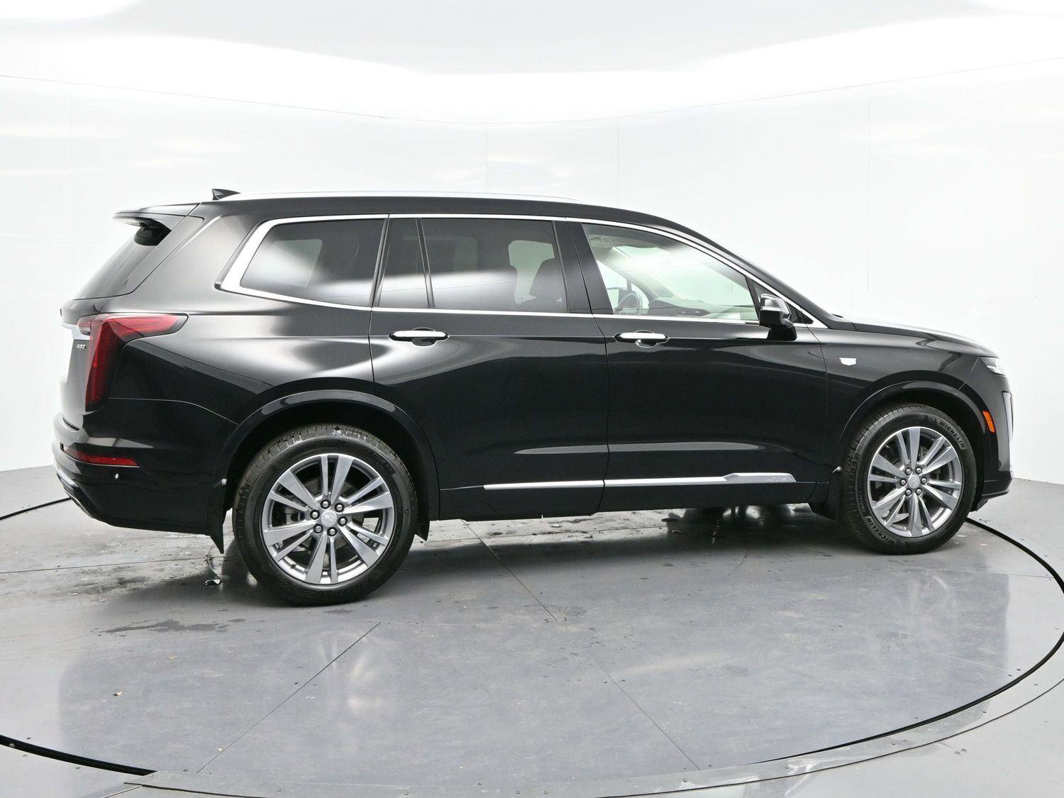 Certified 2024 Cadillac XT6 Premium Luxury image 8