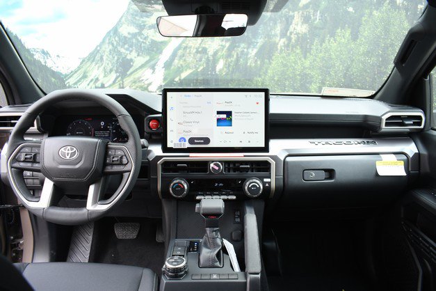 New 2026 Toyota Tacoma 4x4 Double Cab Hybrid image 9