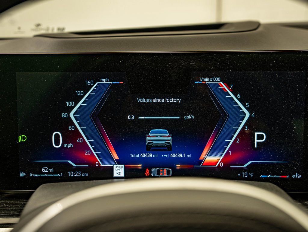 Used 2024 BMW X6 xDrive40i w/ Premium Package image 24