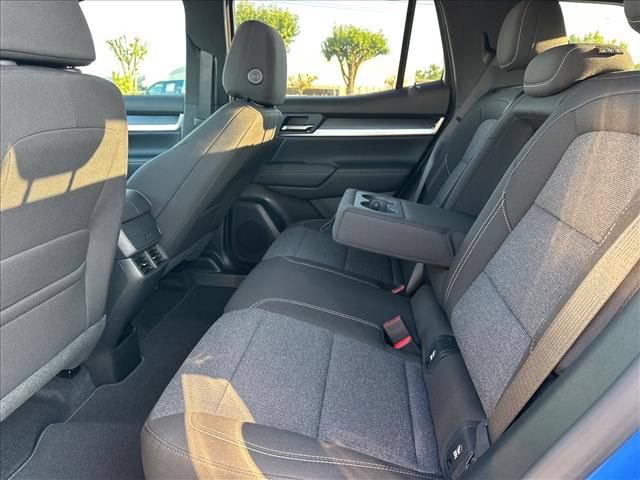 New 2027 GMC Terrain Elevation FWD image 23