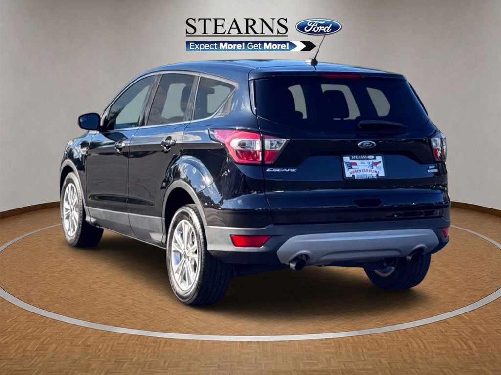 Used 2017 Ford Escape SE w/ SE Cold Weather Package FWD image 13