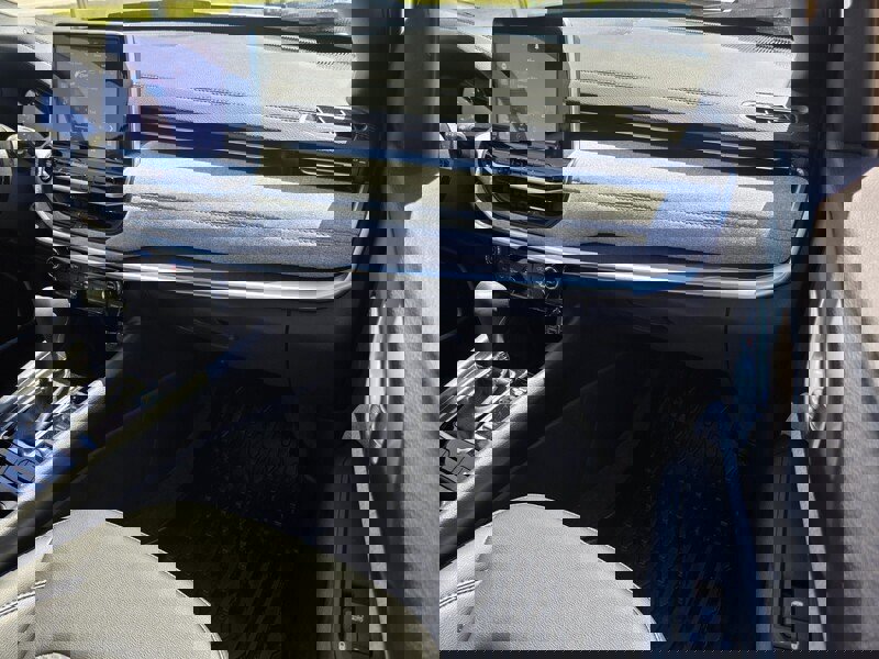 Certified 2025 Jeep Compass Latitude AWD/4WD image 18