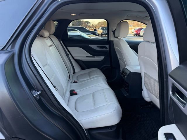 Used 2017 Jaguar F-PACE Prestige image 11