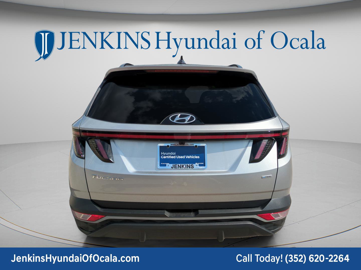Certified 2023 Hyundai Tucson SEL w/ Winter Package AWD/4WD image 4