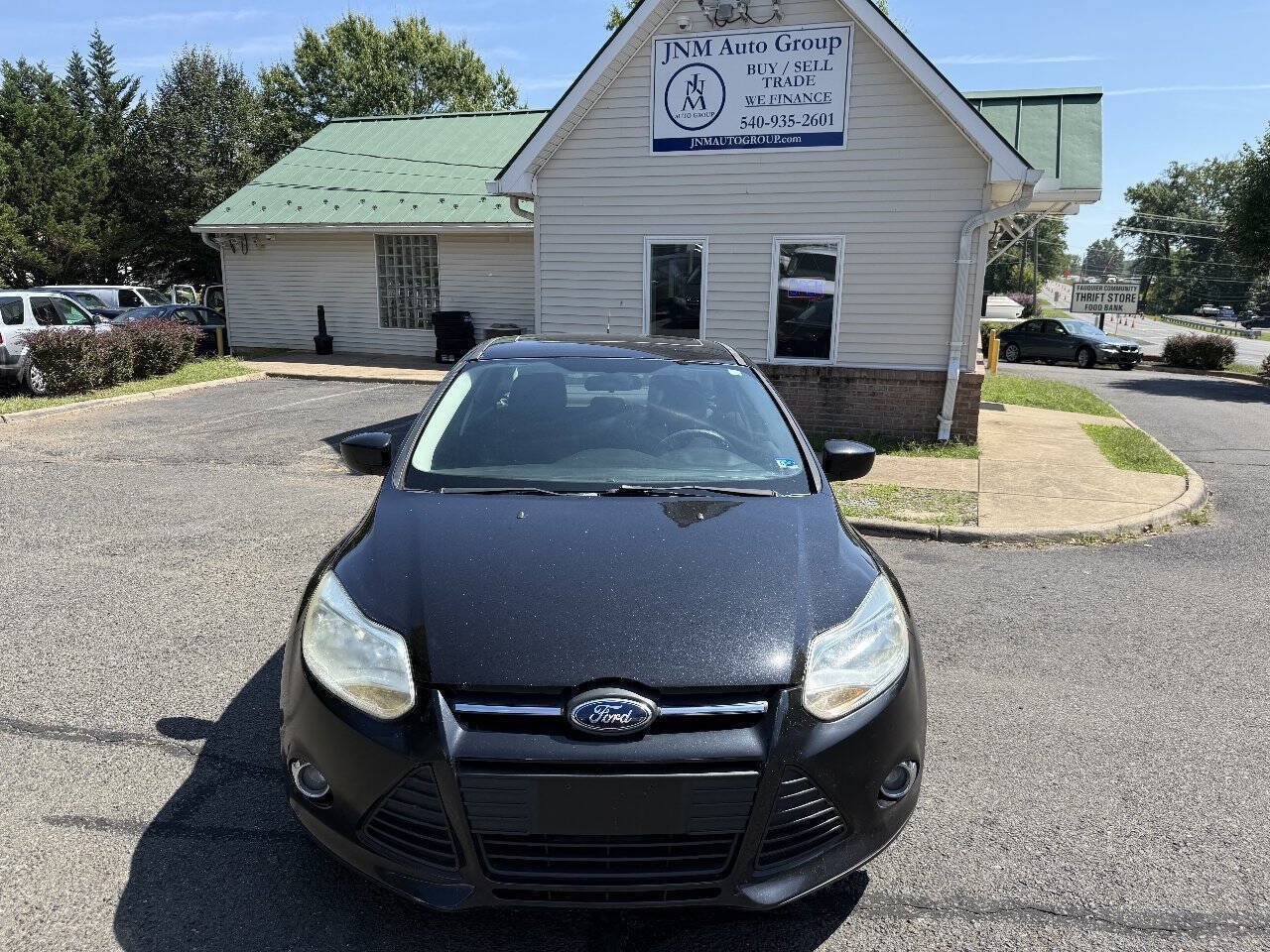 Used 2012 Ford Focus SE w/ Interior Protection Pkg FWD image 2