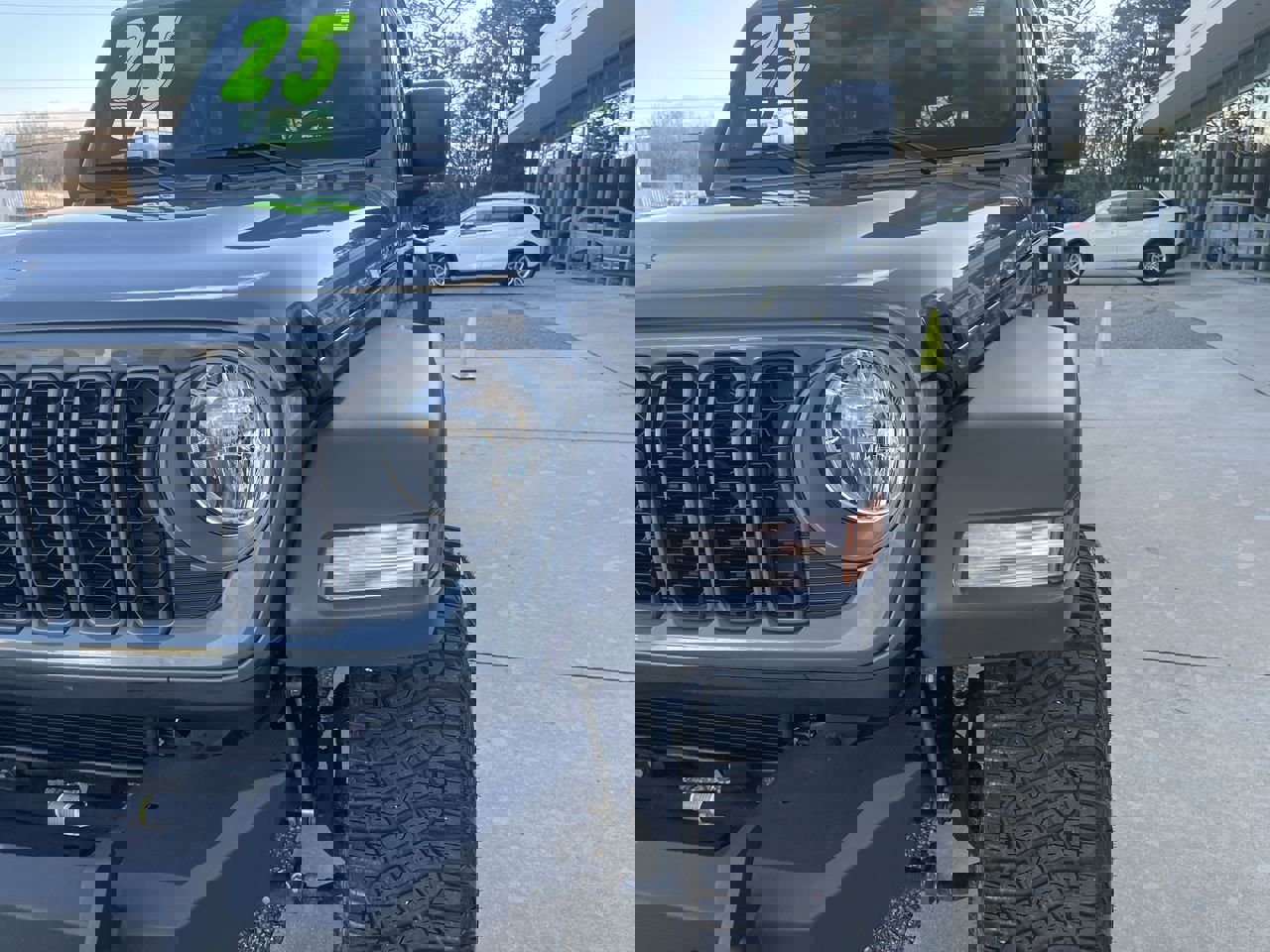 Used 2025 Jeep Wrangler Sport S image 11