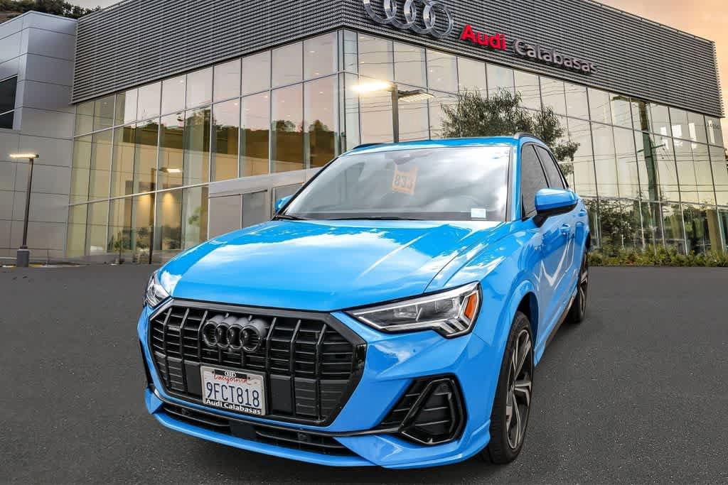 Used 2023 Audi Q3 2.0T Premium Plus w/ Premium Plus Package AWD/4WD image 1