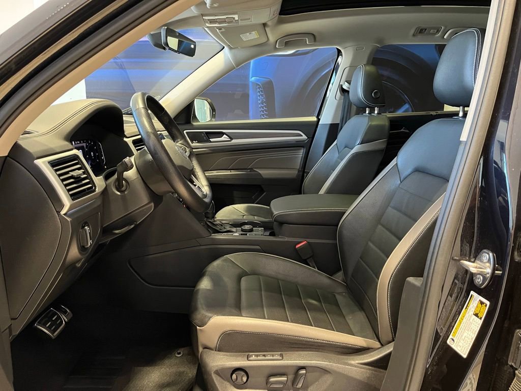 Used 2023 Volkswagen Atlas SEL Premium AWD/4WD image 11