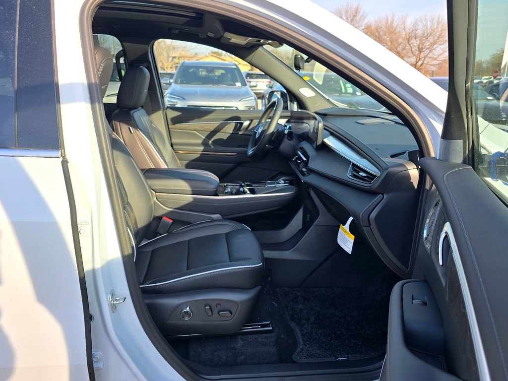 New 2026 Buick Enclave Avenir w/ Super Cruise Package image 36