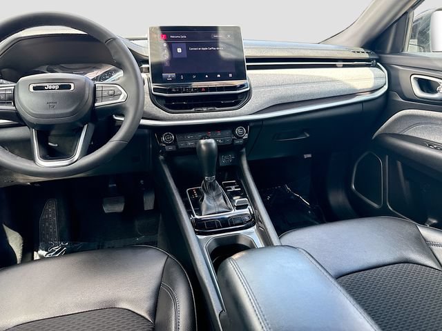 Used 2023 Jeep Compass Latitude w/ Convenience Group AWD/4WD image 22