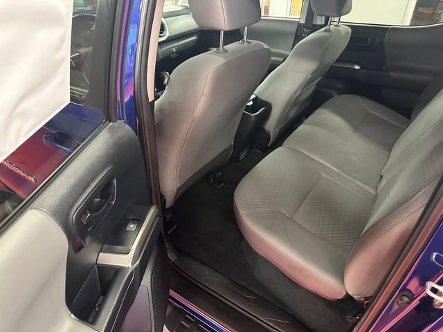 Certified 2023 Toyota Tacoma SR5 AWD/4WD image 13