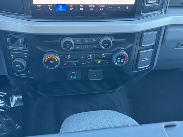 New 2026 Ford F250 XLT w/ XLT Premium Package image 19