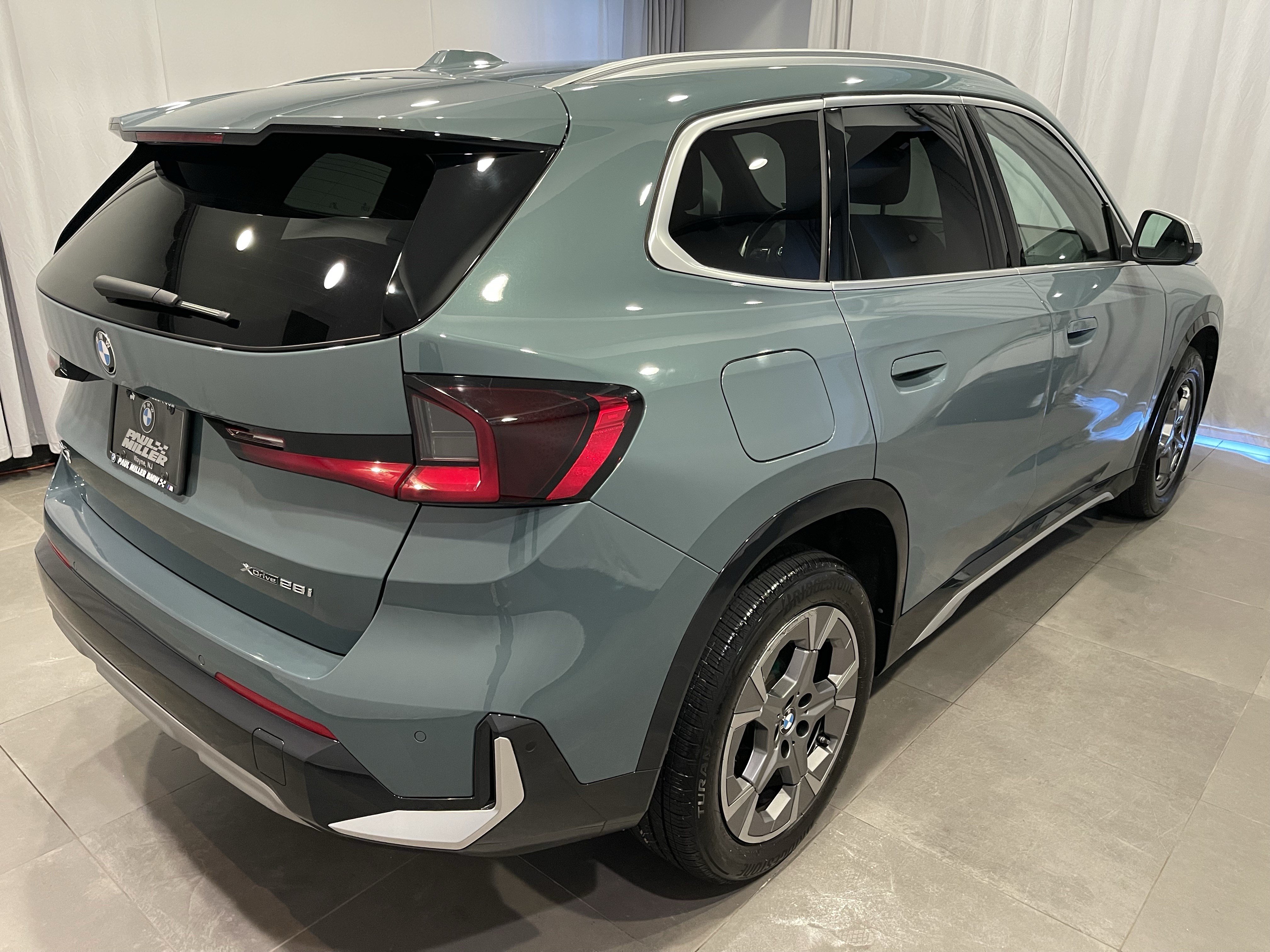 Certified 2023 BMW X1 xDrive28i w/ Convenience Package AWD/4WD image 6