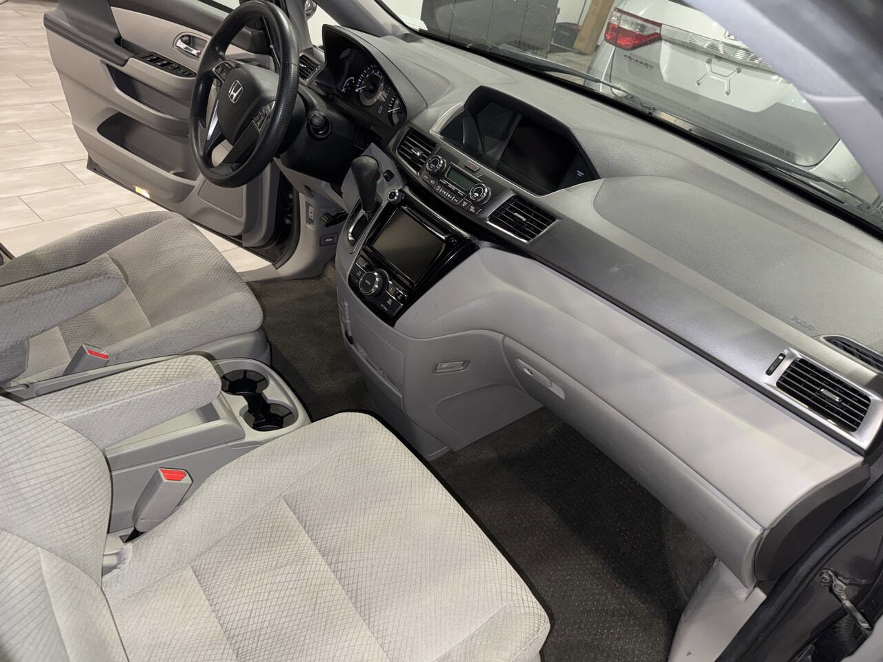 Used 2014 Honda Odyssey EX image 25