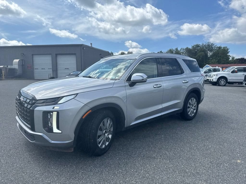 Used 2024 Hyundai Palisade SEL FWD image 3