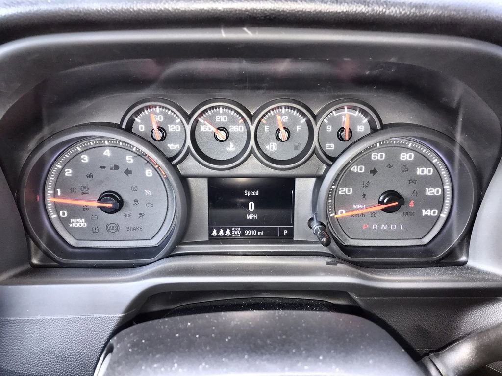 Used 2025 Chevrolet Silverado 2500 Custom w/ Custom Value Package image 15