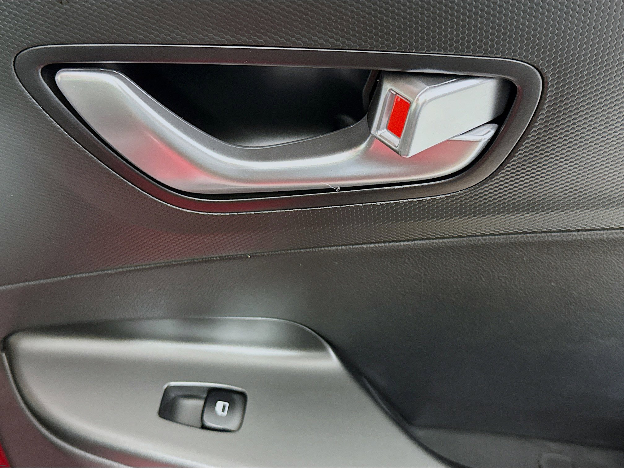 Used 2022 Hyundai Kona Limited image 30