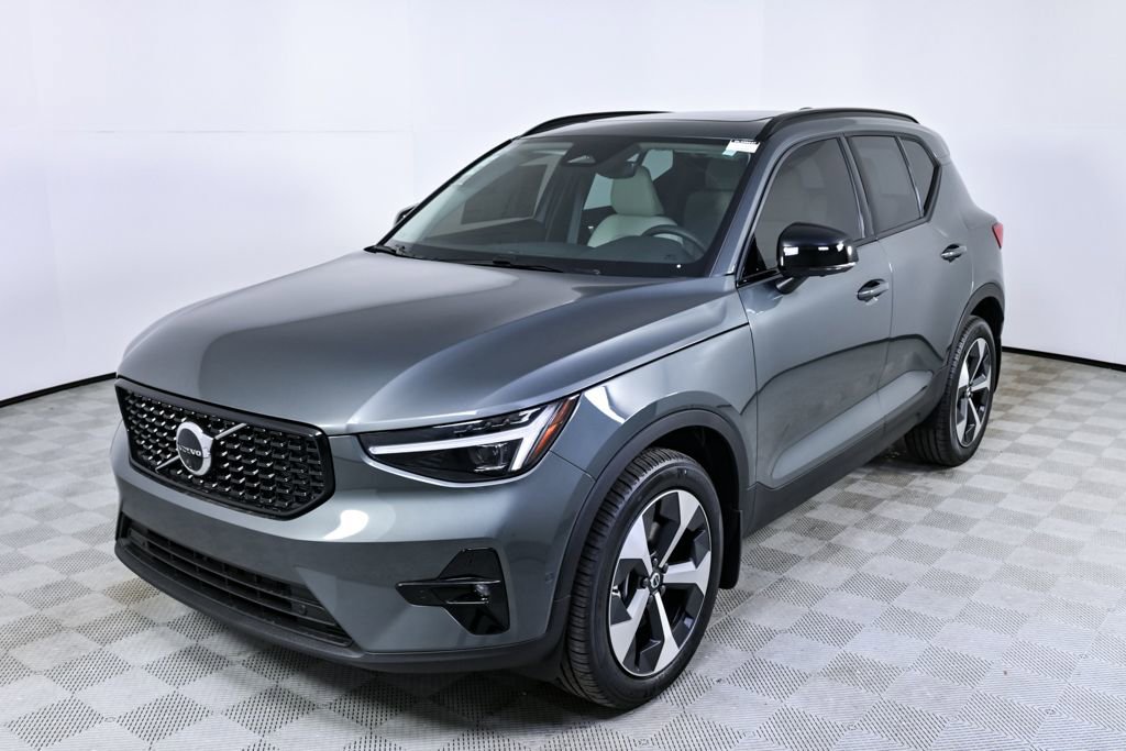 New 2026 Volvo XC40 B5 Plus w/ Climate Package image 1