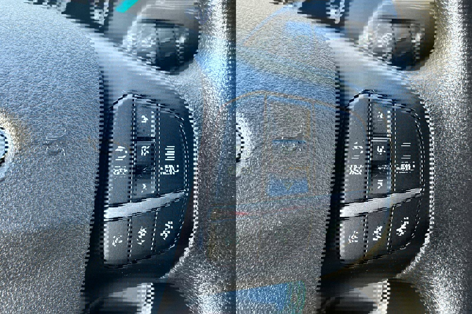 Used 2023 Ford Transit 250 Low Roof w/ Exterior Upgrade Package image 25