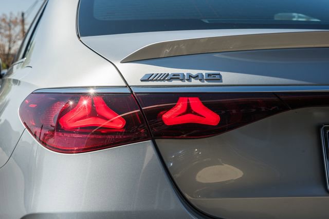 Used 2025 Mercedes-Benz E 53 AMG e 4MATIC Sedan image 7