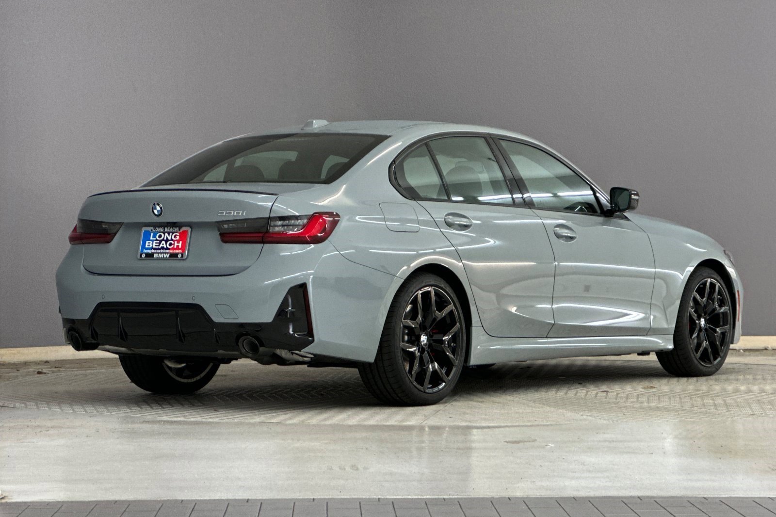New 2026 BMW 330i Sedan w/ M Sport Package image 8