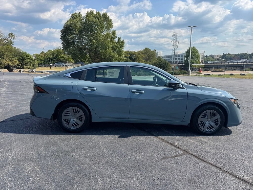 New 2027 Nissan Sentra SV w/ Floor Mat Package FWD image 9