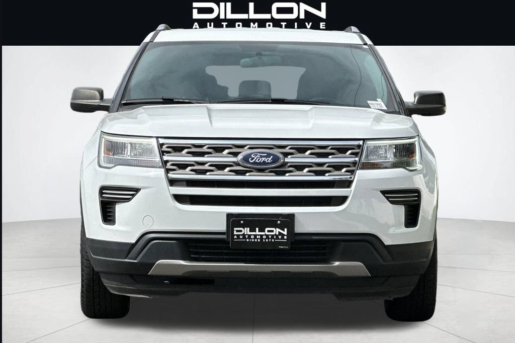 Used 2018 Ford Explorer XLT AWD/4WD image 9