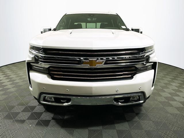 Used 2022 Chevrolet Silverado 1500 High Country w/ Technology Package image 3
