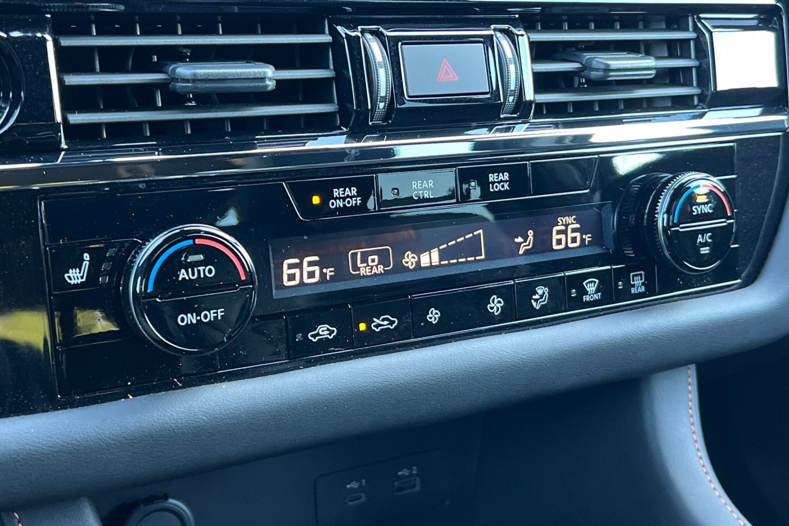 Certified 2025 Nissan Pathfinder Rock Creek image 29