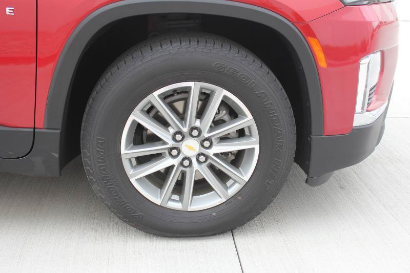 Used 2023 Chevrolet Traverse LT FWD image 39