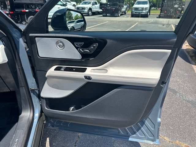 New 2026 Lincoln Aviator Reserve w/ Luxury Package AWD/4WD image 15