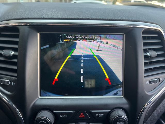 Used 2018 Jeep Grand Cherokee Altitude image 25