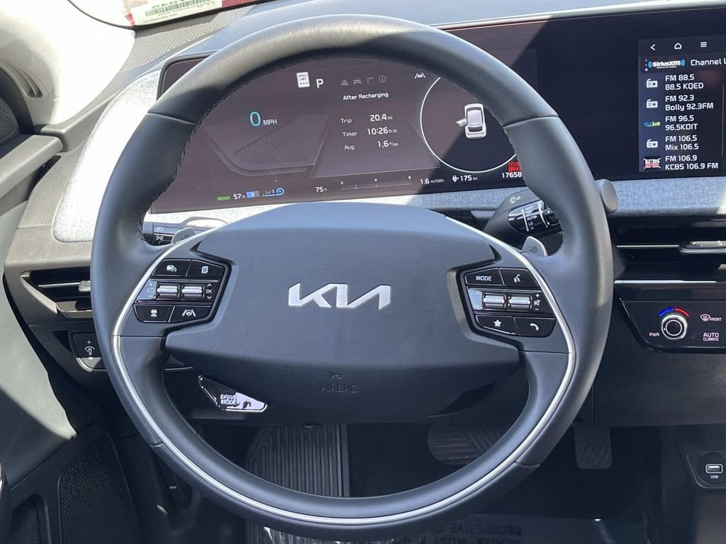 Used 2024 Kia EV6 Light RWD image 9