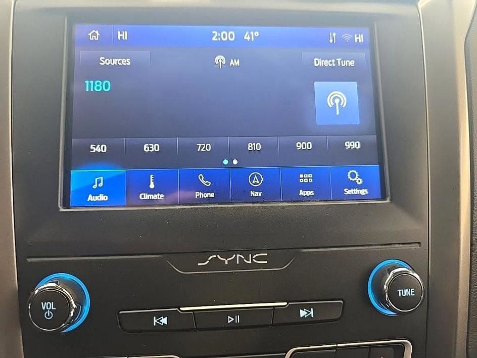 Used 2020 Ford Fusion SE image 21